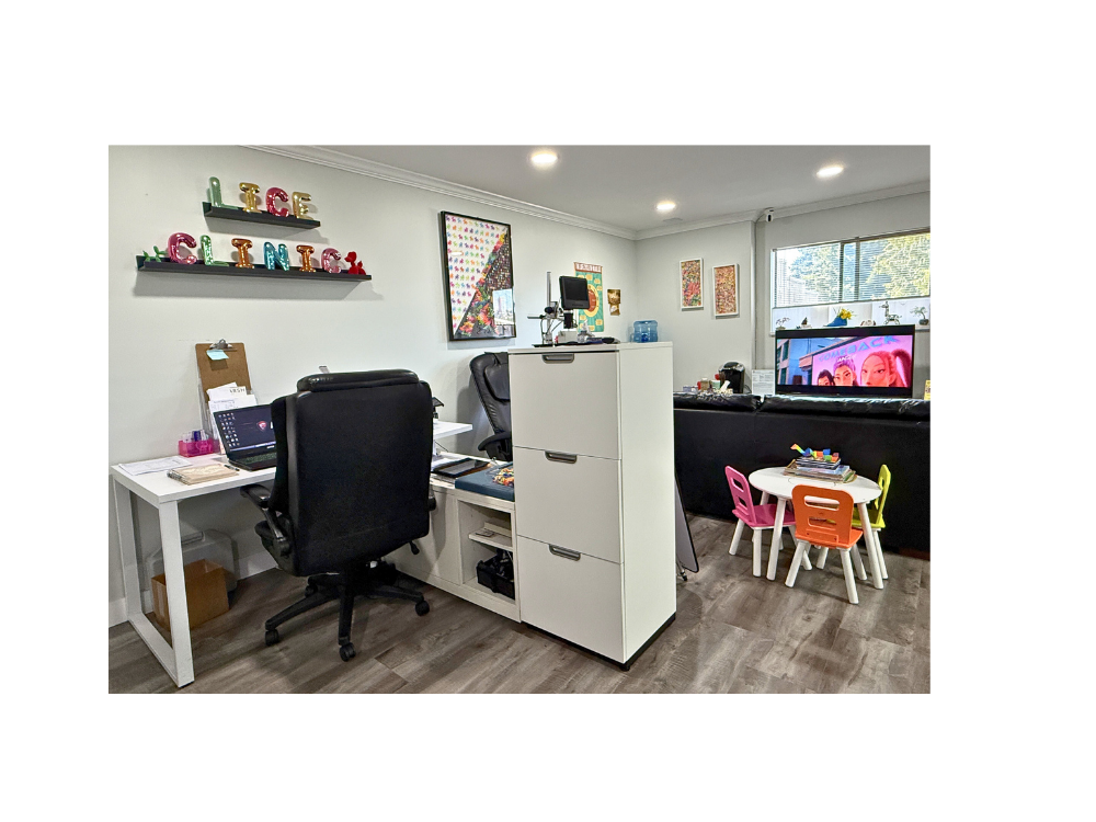 Welcoming reception and kids play area at Greater Vancouver Lice Clinic